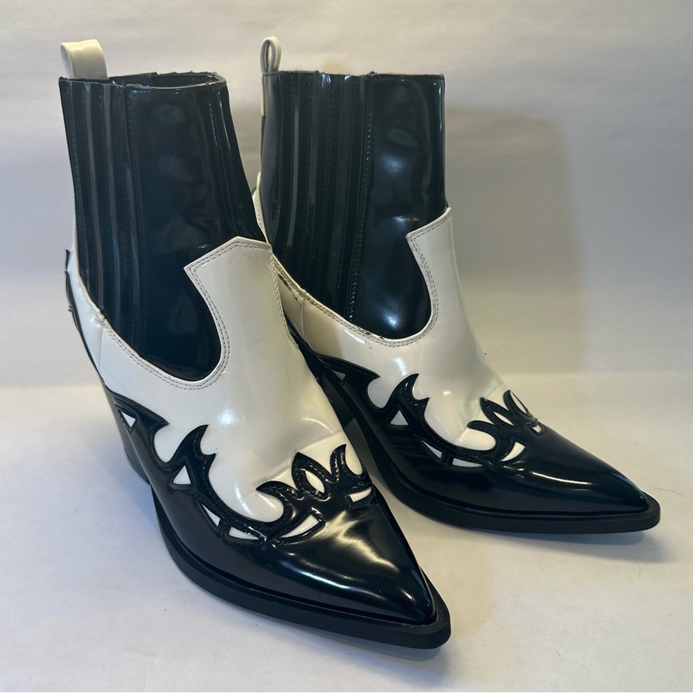Shoedazzle! Faye Pointed Toe Bootie 3.5” heel - worn once.